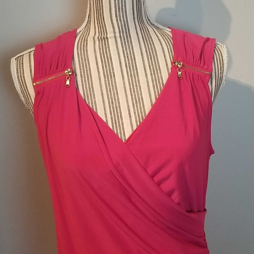 Dress - Picture 2 of 4
